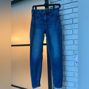American Eagle High-Rise Skinny Jeans